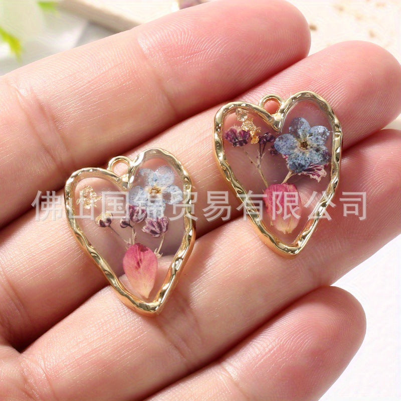 Wholesale 10pcs/pack DIY fresh real flower heart-shaped epoxy pendant